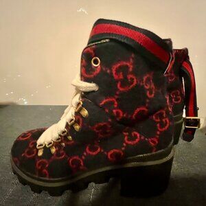 Gucci GG red and blue size 8